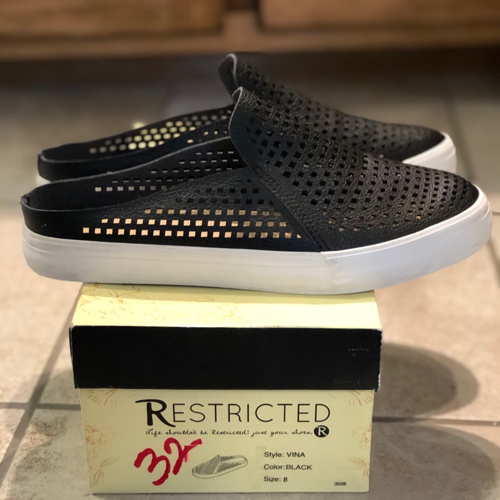 Restricted Brand slip on shoes